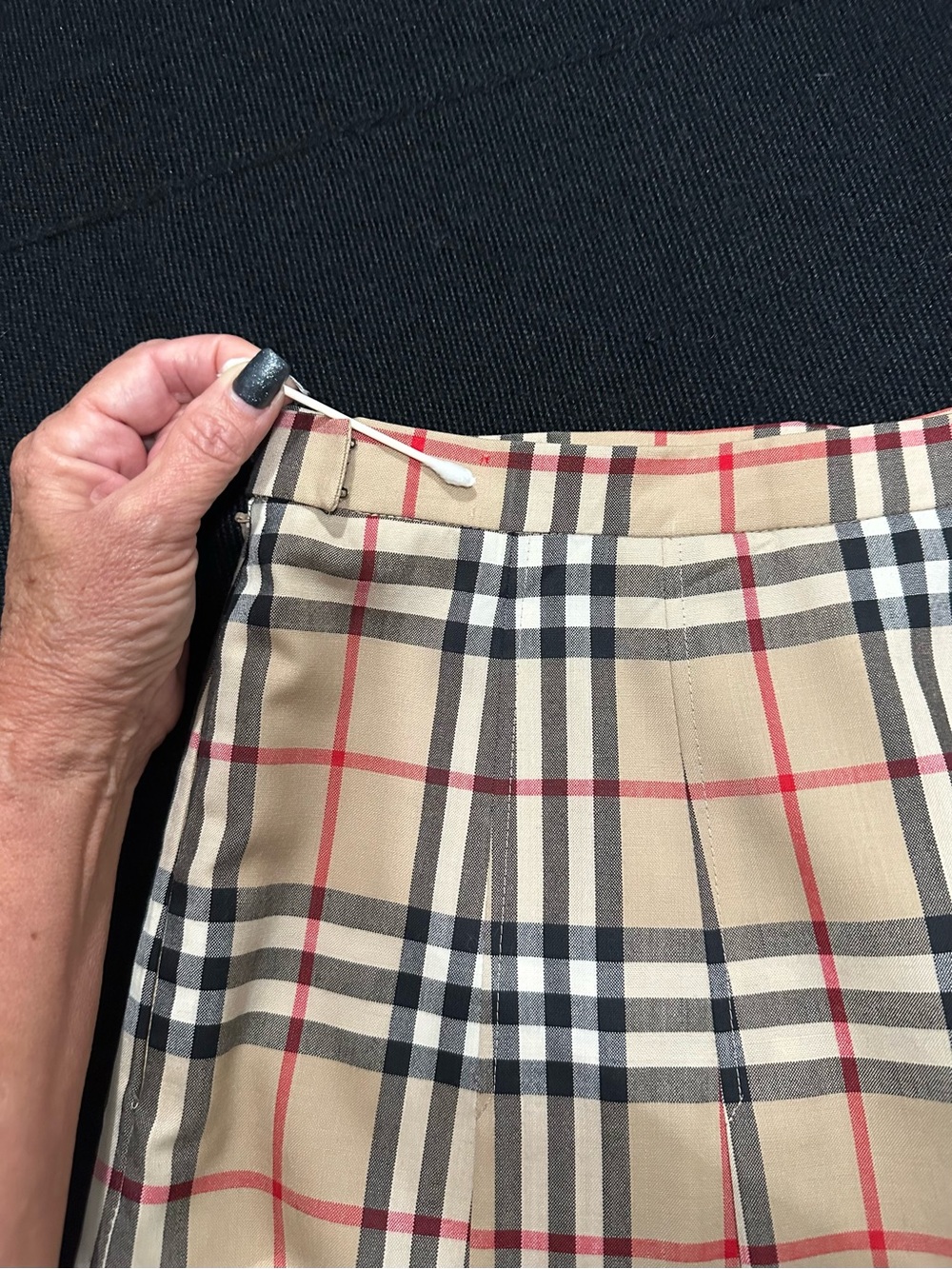 Burberry Nova Check Skirt - Wool - 28” Waist VINTAGE RARE SM / Size 6 EXCELLENT - Picture 10 of 13